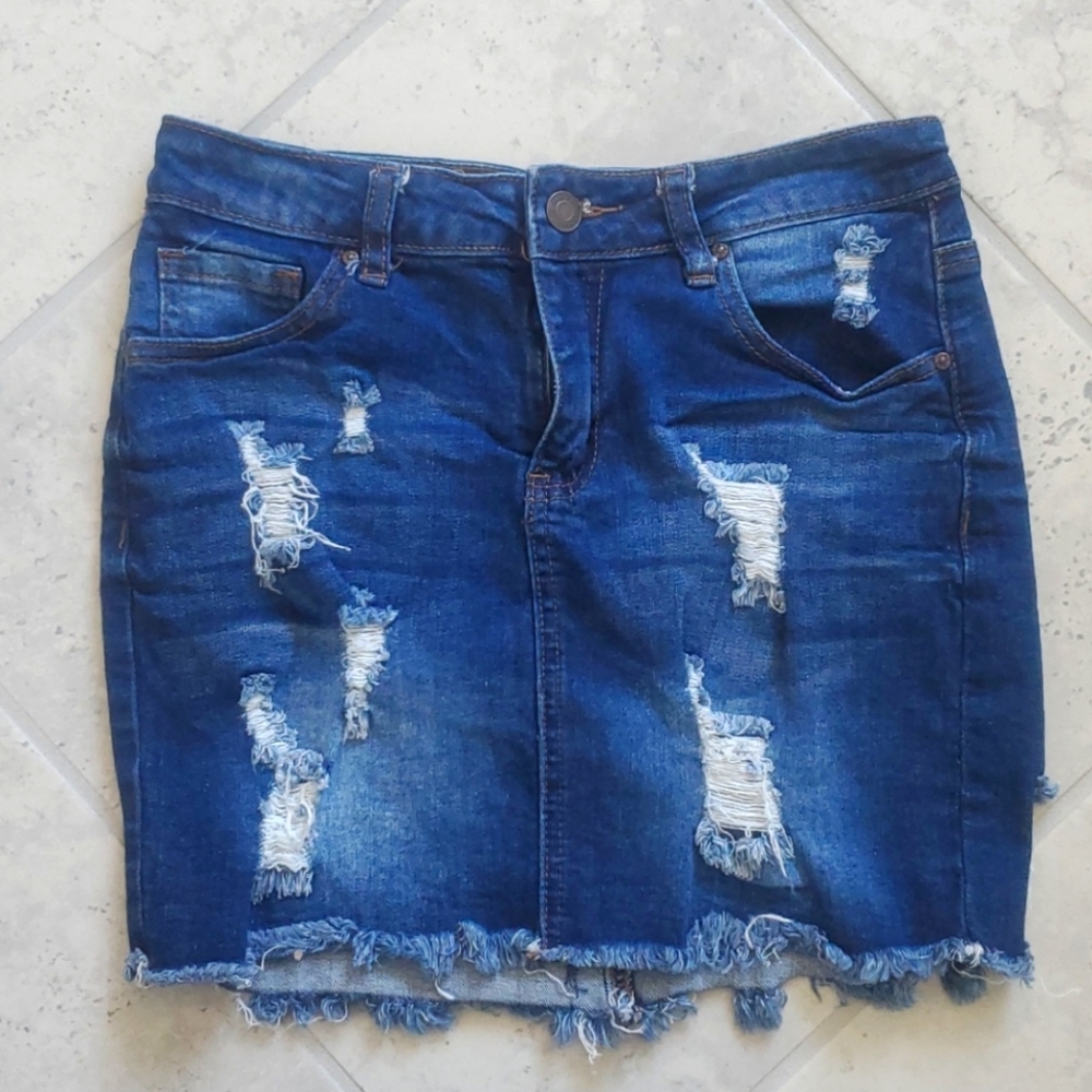 Wax Jeans size S distressed denim skirt